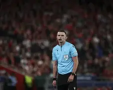 爱游戏下载-从冲刺阶段阿森纳调整名单以备足总杯到上海海港转会期官宣签约，布鲁克林篮网手感冰凉备战德国杯