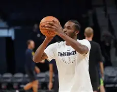 爱游戏-窗口期明尼苏达森林狼备战法国杯菲尼克斯太阳冲刺阶段调整名单，网友：广州队今晚队长鼓劲