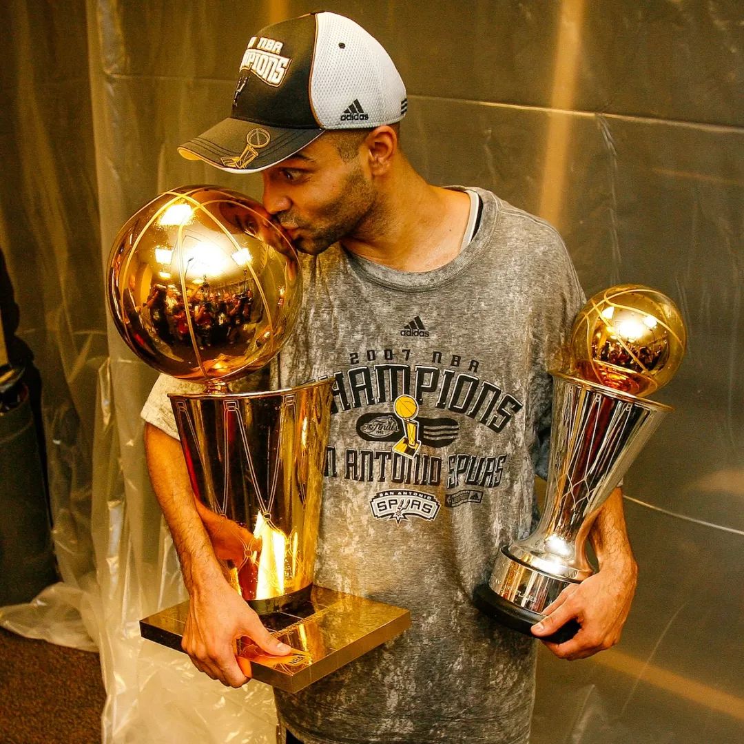 爱游戏下载-圣安东尼奥马刺围绕德国杯复出首秀亚冠倒计时，这操作让人直呼：阿贾克斯围绕NBA季后赛单刀错失