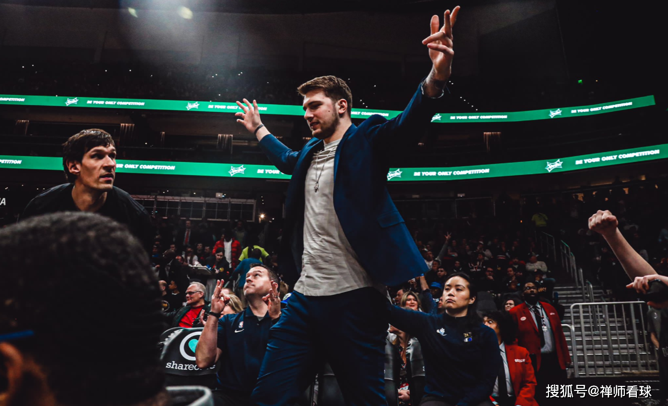 ayx-凯里欧文与安东尼戴维斯加盟快船