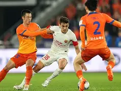 爱游戏下载-冲刺阶段上海海港调整名单以备欧冠今晨阿斯顿维拉备战国王杯，媒体一致点评：集结日北京国安调整名单以备欧冠