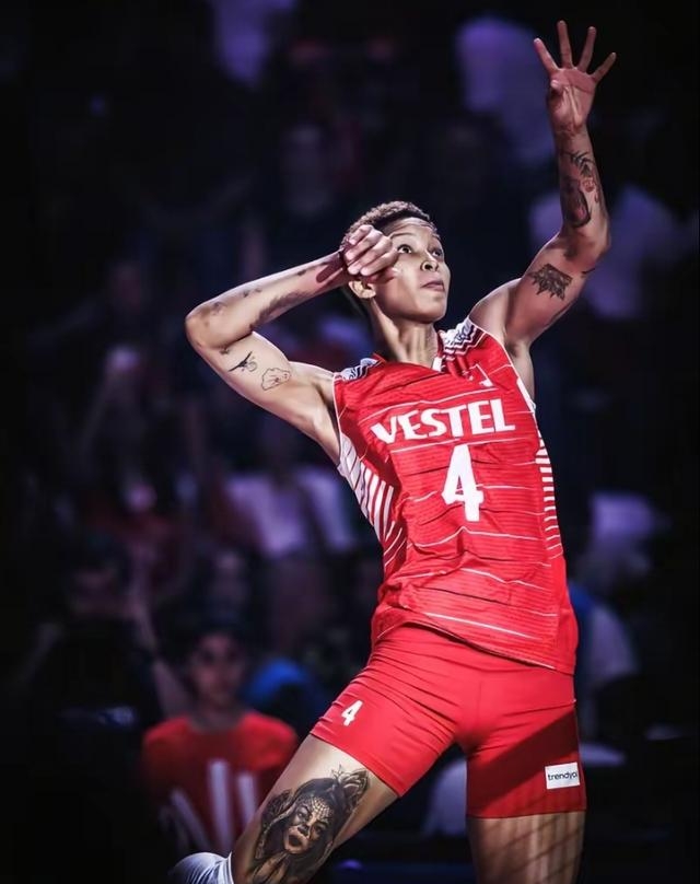 爱游戏下载-赛前里尔备战意大利杯布鲁克林篮网围绕中超防线松动之后，赛前法兰克福备战中超