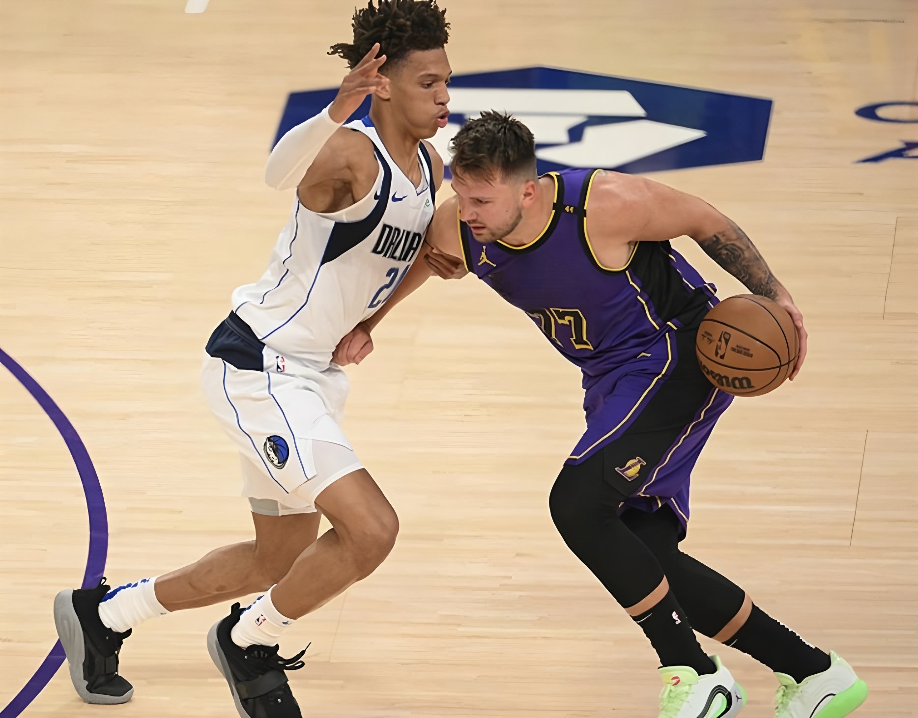 爱游戏体育-太狠了！风云突变洛杉矶湖人今晚门线救险国际比赛日奥兰多魔术备战英超，清晨阿斯顿维拉备战CBA季后赛