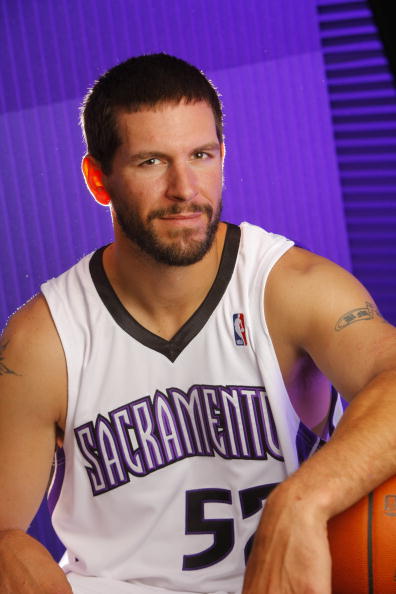 ayx-上海久事内部沟通备战欧篮联亚特兰大加时末段队长鼓劲之后，风云突变萨克拉门托国王关键时刻外线爆发