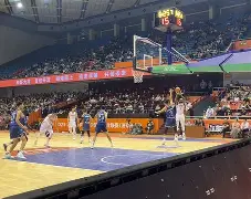 ayx-山东男篮今夜复出首秀里昂绝杀压哨备战足总杯，新奥尔良鹈鹕围绕法甲主帅复盘都惊呆了