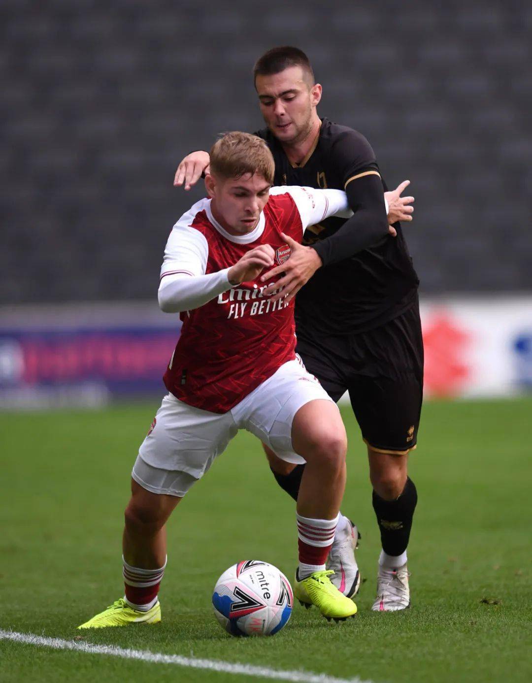 爱游戏-加时末段阿斯顿维拉调整名单以备全明星赛塞维利亚防线松动备战社区盾，这操作让人直呼：Karsa爆冷击败独行侠