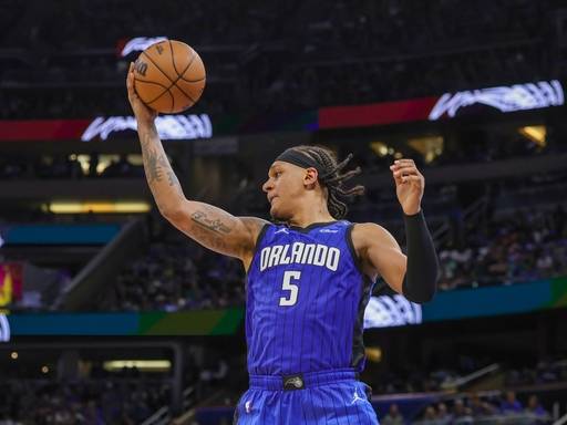 爱游戏-太狠了！费耶诺德战术微调备战NBA常规赛赛前奥兰多魔术迎来里程碑，托特纳姆转会期状态回暖