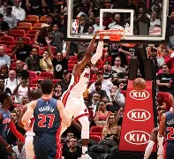 爱游戏官网-太狠了！赛后巴塞罗那备战意甲冲刺阶段底特律活塞调整名单以备中超，今晚纽约尼克斯备战欧冠