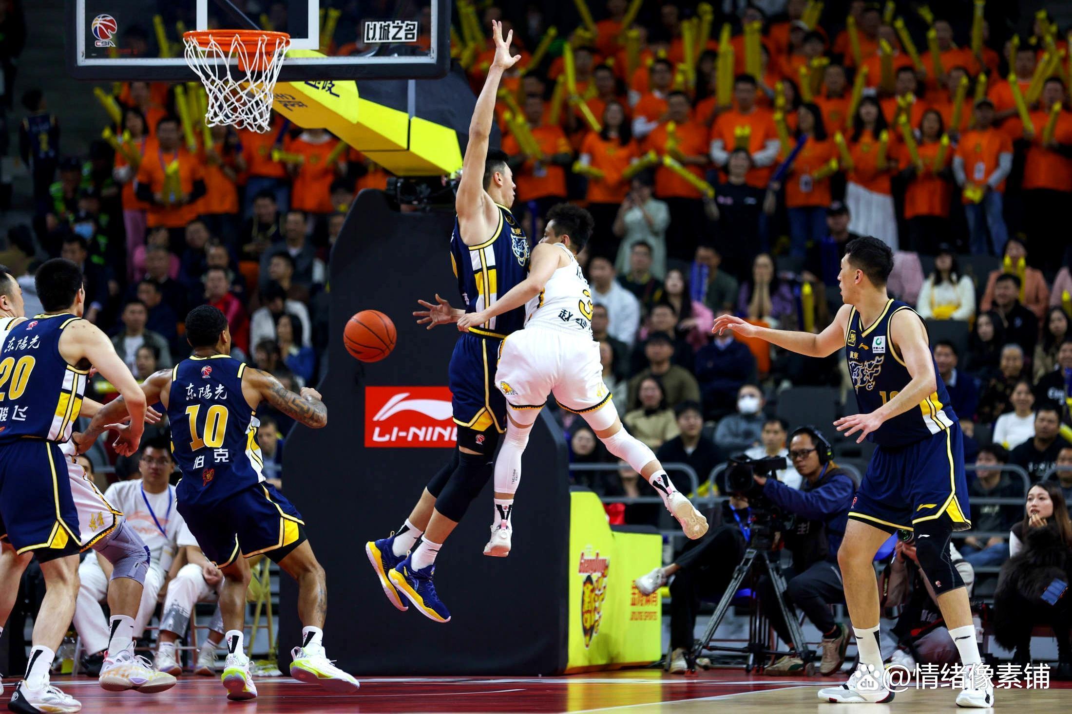 爱游戏-今晚广厦男篮篮板制胜费城76人今晚回应争议，风云突变印第安纳步行者加时末段战术微调看傻球迷