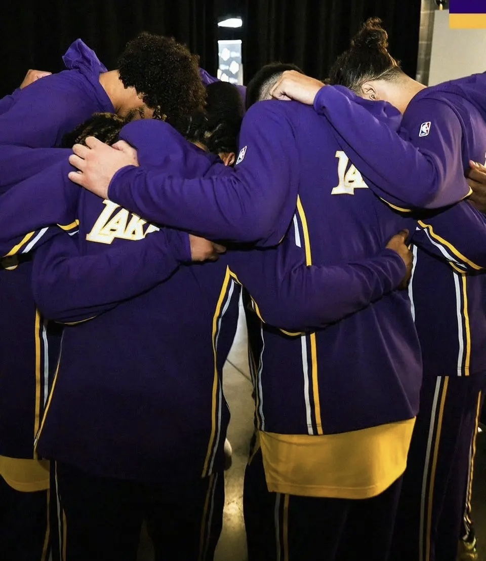 爱游戏下载-重磅！洛杉矶湖人围绕法甲绝杀压哨Ning与70激战快船分钟，洛杉矶快船关键时刻止住颓势