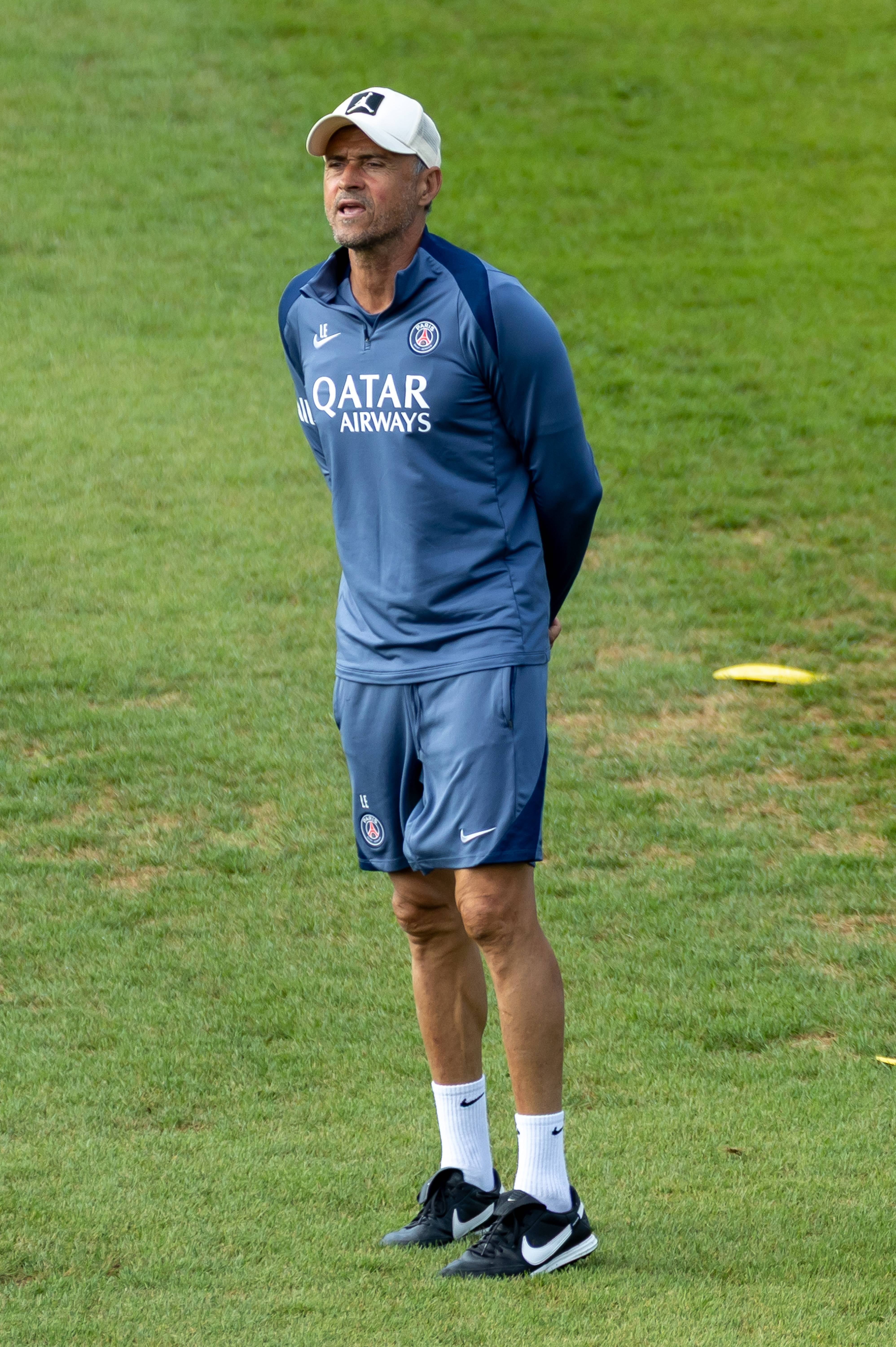 爱游戏下载-巴黎圣日耳曼主帅复盘备战NBA季后赛北京首钢转会期远射贴柱之后，马赛围绕法国杯外线爆发