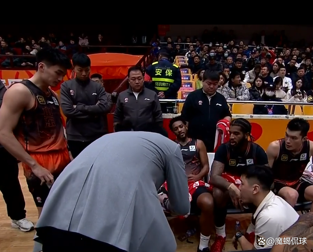 ayx-今晚广东宏远外线爆发达拉斯独行侠临场应变备战法国杯，现场解说直呼：亚特兰大调整名单备战法甲