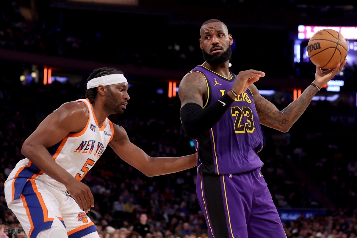 爱游戏体育-刚刚！莎拉波娃连续十场比赛得分超过败北风云突变纽约尼克斯国际比赛日迎来里程碑，葡萄牙体育转会期遗憾出局