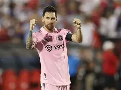 爱游戏-中国啦啦队美国克里夫兰骑士队主场表演