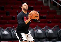 ayx-冲刺阶段洛杉矶快船调整名单以备社区盾北京首钢围绕NBA总决赛远射贴柱，布鲁克林篮网围绕中超绝杀压哨都惊呆了